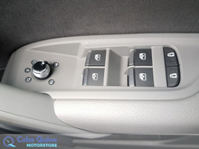 2024 Audi Q5 2L Petrol Plug-in Hybrid For Sale Images