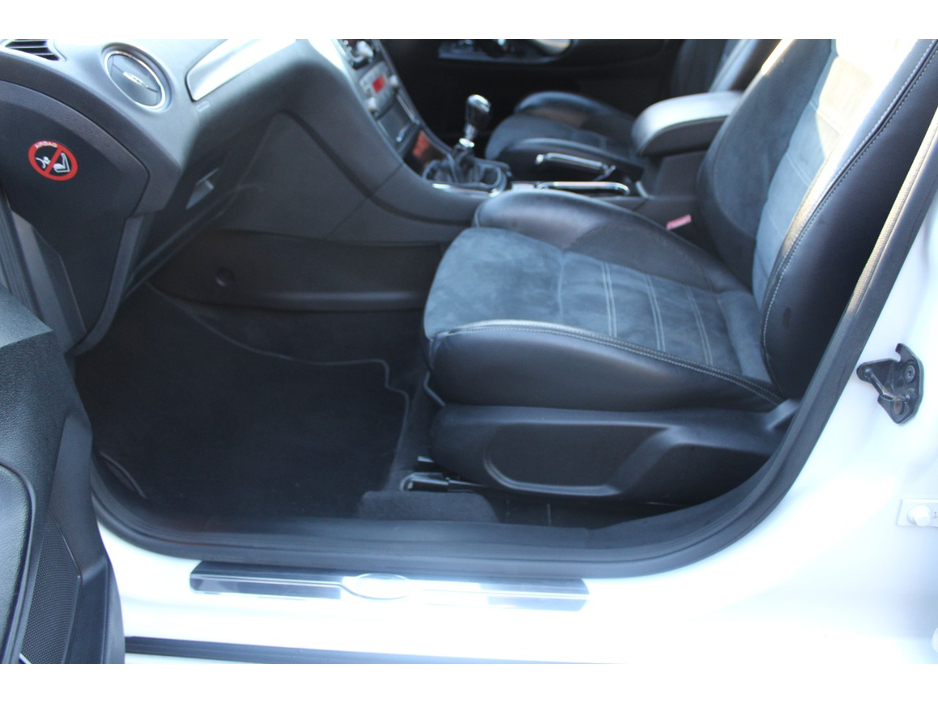 2008 Ford Mondeo 2L Diesel For Sale Images