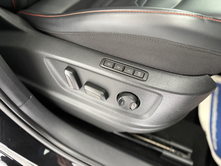2023 SEAT Ateca 2L Diesel For Sale Images