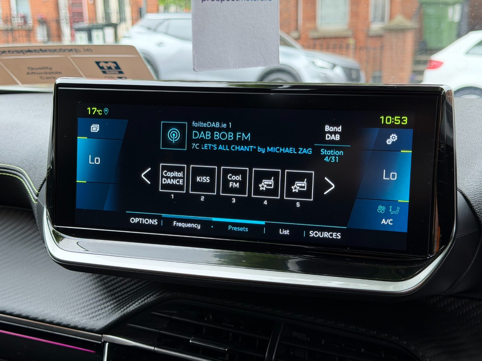 2023 Peugeot 2008 0L Electric For Sale Images