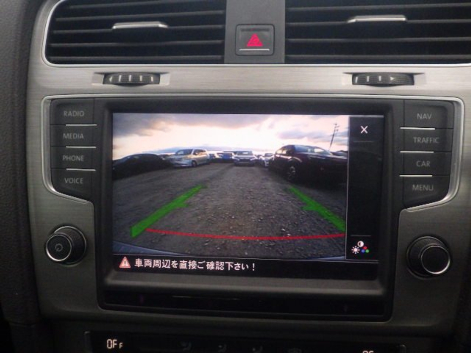 Volkswagen Golf 1.2 Petrol Auto Estate — thumbnail 10