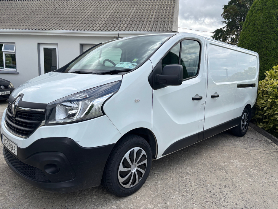 2021 Renault Trafic 2.0L Diesel For Sale Images