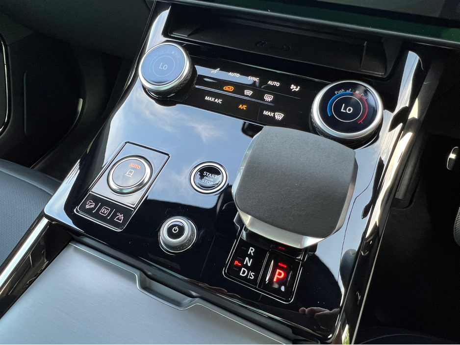 LAND ROVER Range Rover Sport ID:3376185