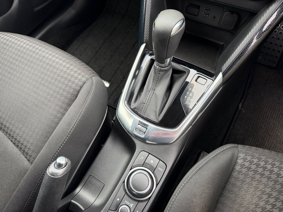 Mazda Demio — thumbnail 17
