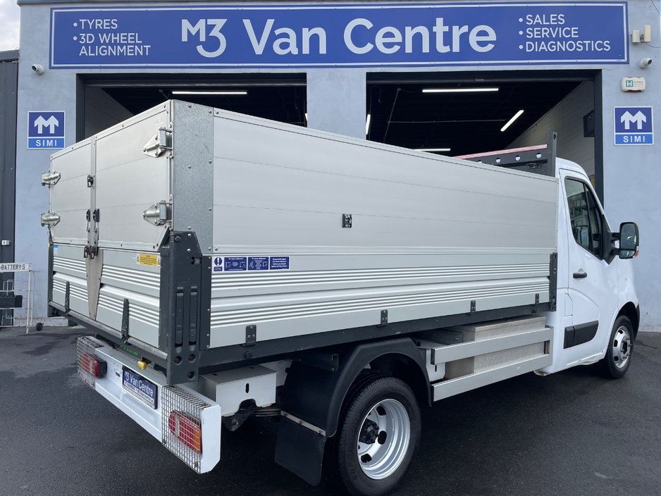 2021 Nissan NV400 2.3L Diesel For Sale Images