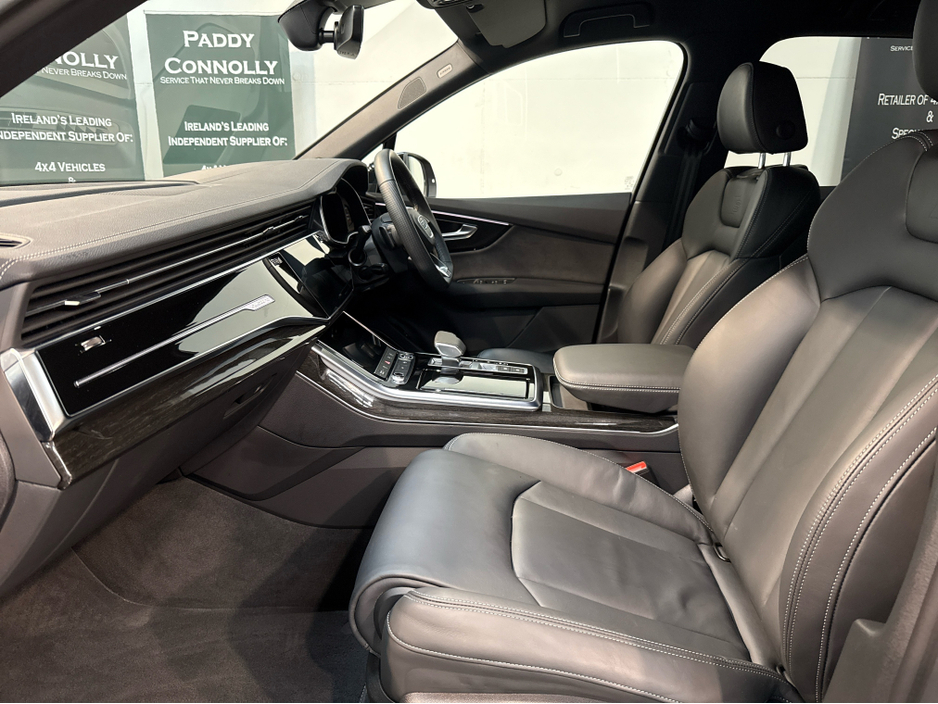 2025 Audi Q7 3L Diesel For Sale Images