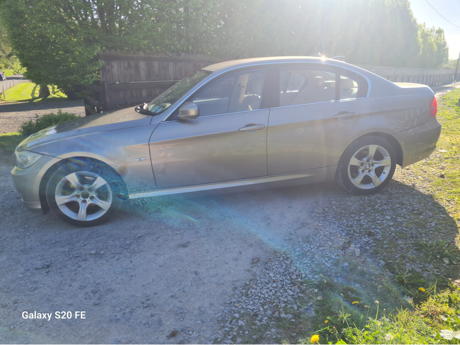 2011 BMW 3 Series 2.0L Diesel For Sale Images