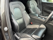 2022 Volvo XC60 2L Diesel For Sale Images