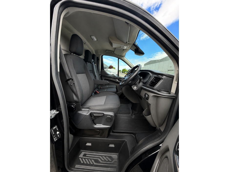 2023 Ford Transit Custom 2L Diesel For Sale Images