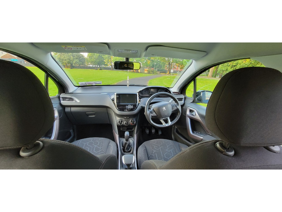Peugeot 2008 1.2 PURE-TECH 82 ACTIVE 5DR — thumbnail 5