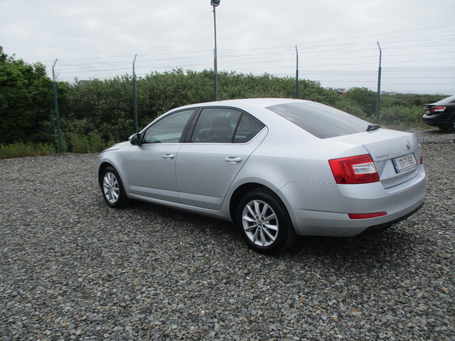 2017 Skoda Octavia 1.6L Diesel For Sale Images