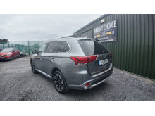 2017 Mitsubishi Outlander 2L Petrol Plug-in Hybrid For Sale Images