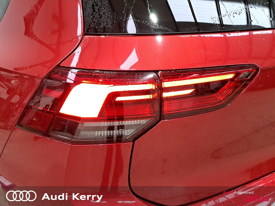 Volkswagen Golf 1.5TSI MHEV 130BHP STYLE AUTOMATIC WITH TINTED REAR WINDOWS, UPGRADED ALLOYS AND WINTER PACK — thumbnail 26