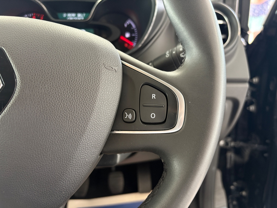 2019 Renault Captur 0.9L Petrol For Sale Images