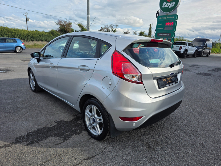 Ford Fiesta MCA TITANIUM 1.25 60PS M5 4 4DR — thumbnail 6