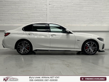 2022 BMW 3 Series 2L Petrol Plug-in Hybrid For Sale Images
