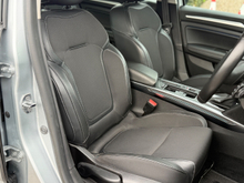2021 Renault Megane 1.6L Petrol Plug-in Hybrid For Sale Images
