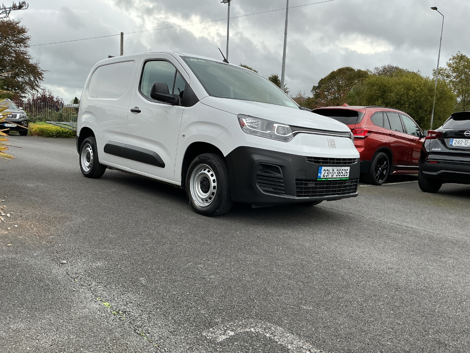 2023 Fiat Doblo 1.5L Diesel For Sale Images