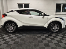 2022 Toyota C-HR 1.8L Petrol Hybrid For Sale Images
