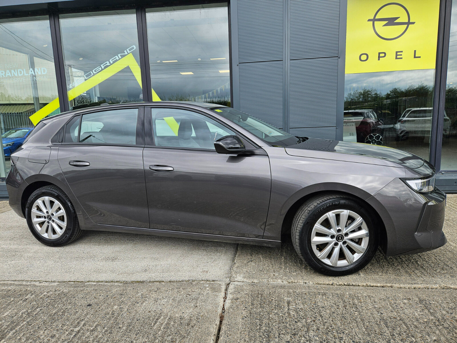 2024 Opel Astra 1.5L Diesel For Sale Images