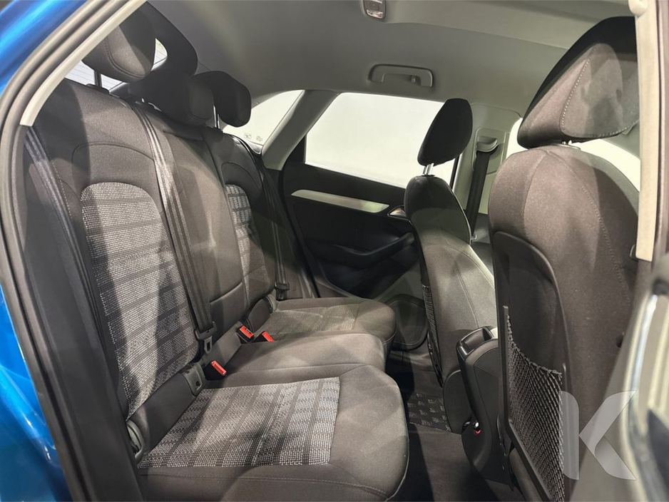 Audi Q3 1.4 TFSI SPORT AUTOMATIC - FACTORY ALLOYS - XENON HEADLIGHTS - REVERSE CAMERA - MULTI FUNCTION STEERING WHEEL - ELECTRIC WINDOWS — thumbnail 14