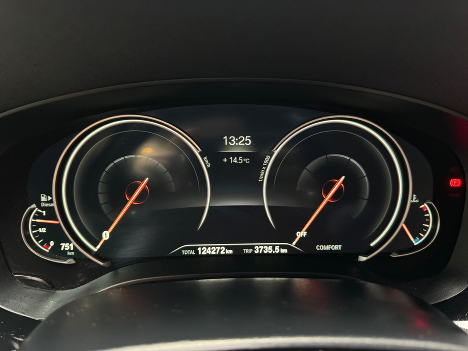 BMW 5 Series D M SPORT ZM6D 4DR AUTO — thumbnail 18