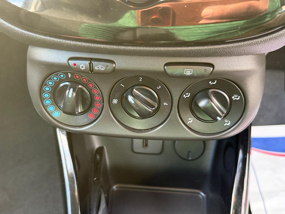 Opel Corsa SE 1.4 I 90PS — thumbnail 13