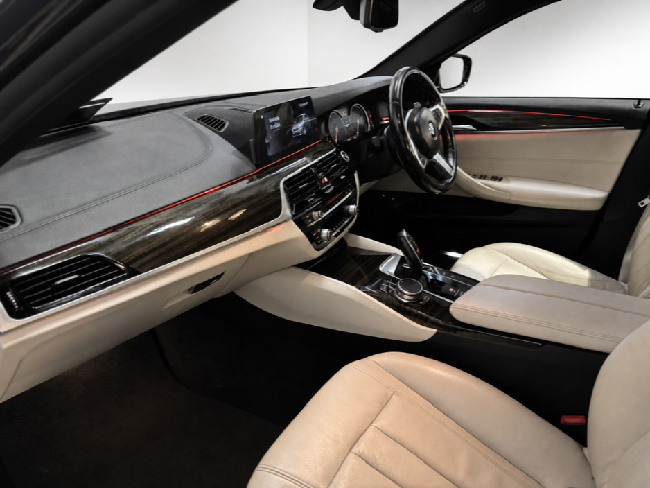 2018 BMW 5 Series 2L Petrol Plug-in Hybrid For Sale Images