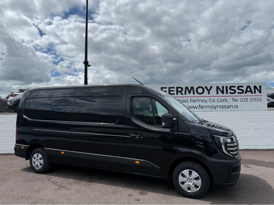 2027 Nissan Interstar 2L Diesel For Sale Images
