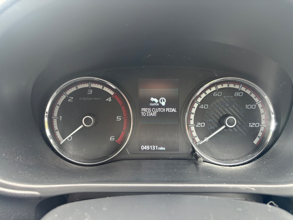 2021 Mitsubishi L200 2.3L Diesel For Sale Images