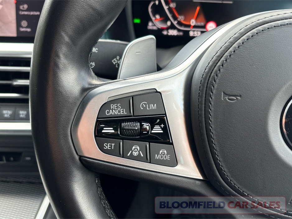 BMW 3 Series X-DRIVE, M-SPORT TOURING , AUTO // LOW MILEAGE — thumbnail 22