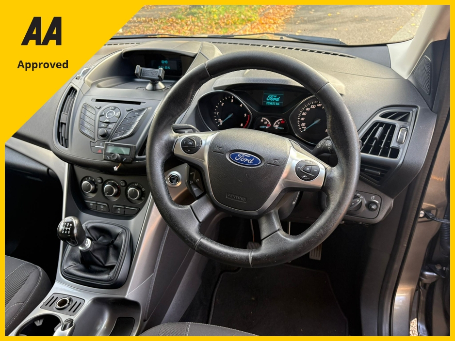 2016 Ford Kuga 2L Diesel For Sale Images