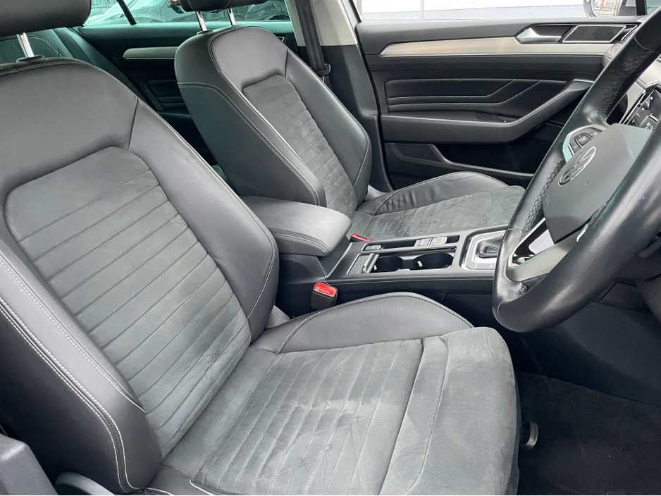 2022 Volkswagen Passat 2L Diesel For Sale Images