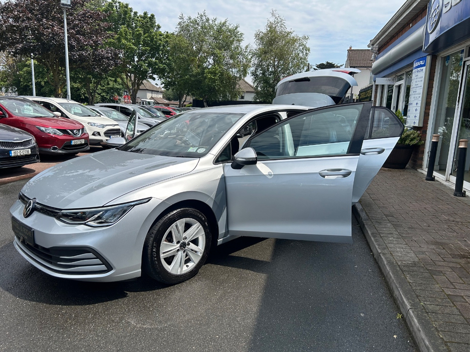 2022 Volkswagen Golf 1.5L Petrol For Sale Images