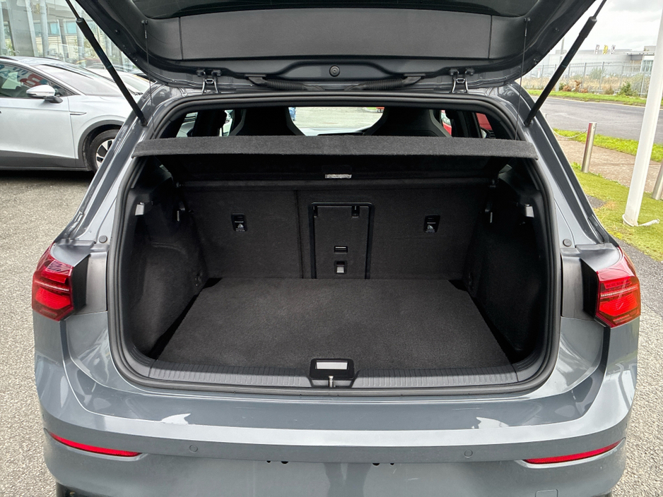2021 Volkswagen Golf 1.5L Petrol For Sale Images