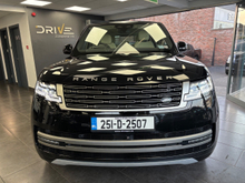 2025 Land Rover Range Rover 3L Petrol Plug-in Hybrid For Sale Images
