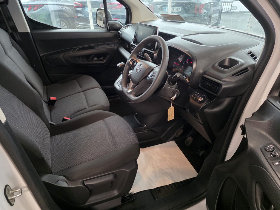 2023 Opel Combo 1.5L Diesel For Sale Images