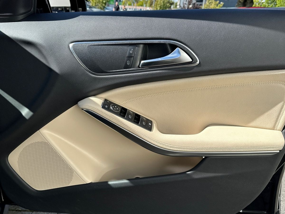 Mercedes-Benz GLA Class GLA 180 ,Stunning,Genuine Car*Low Mileage* — thumbnail 19
