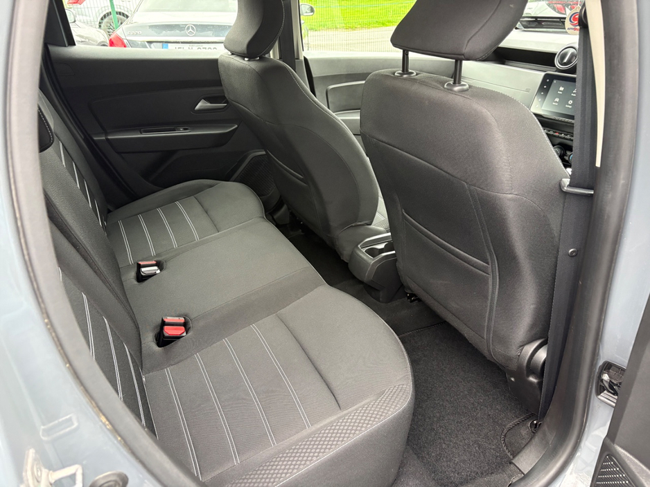2024 Dacia Duster 1.5L Diesel For Sale Images