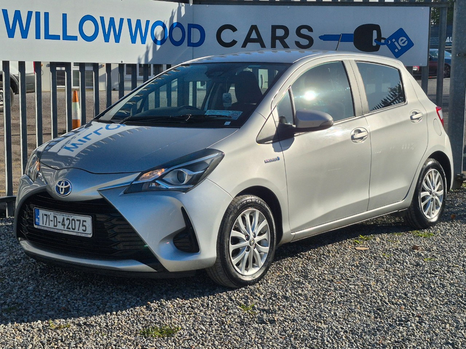 2017 Toyota Yaris For Sale Images
