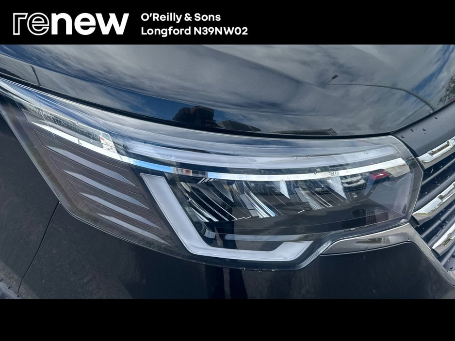 2026 Renault Trafic 2L Diesel For Sale Images