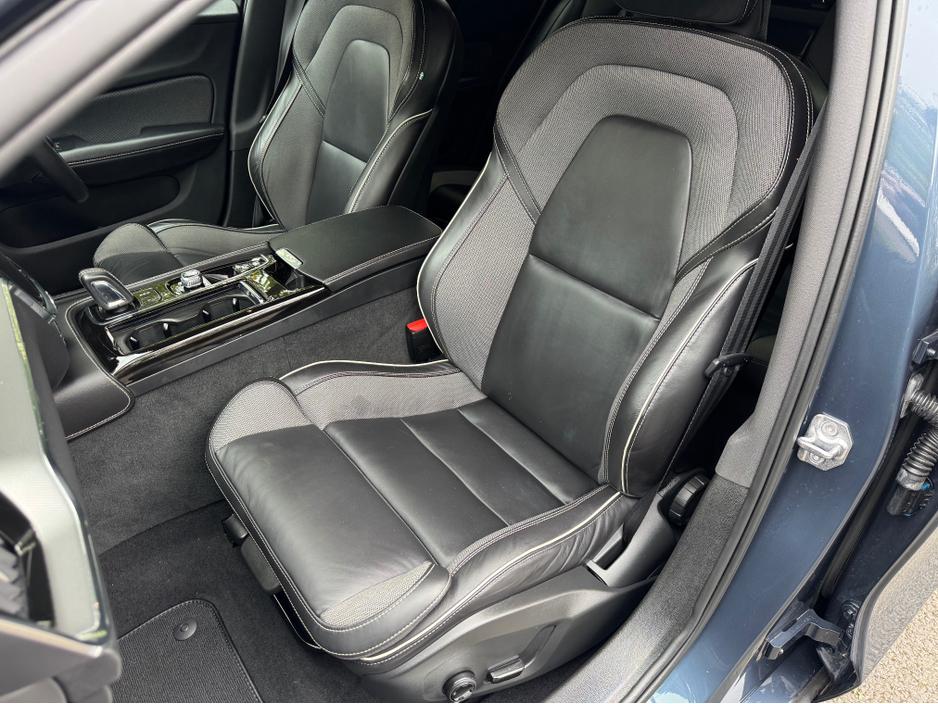 2021 Volvo V60 2L Petrol Plug-in Hybrid For Sale Images