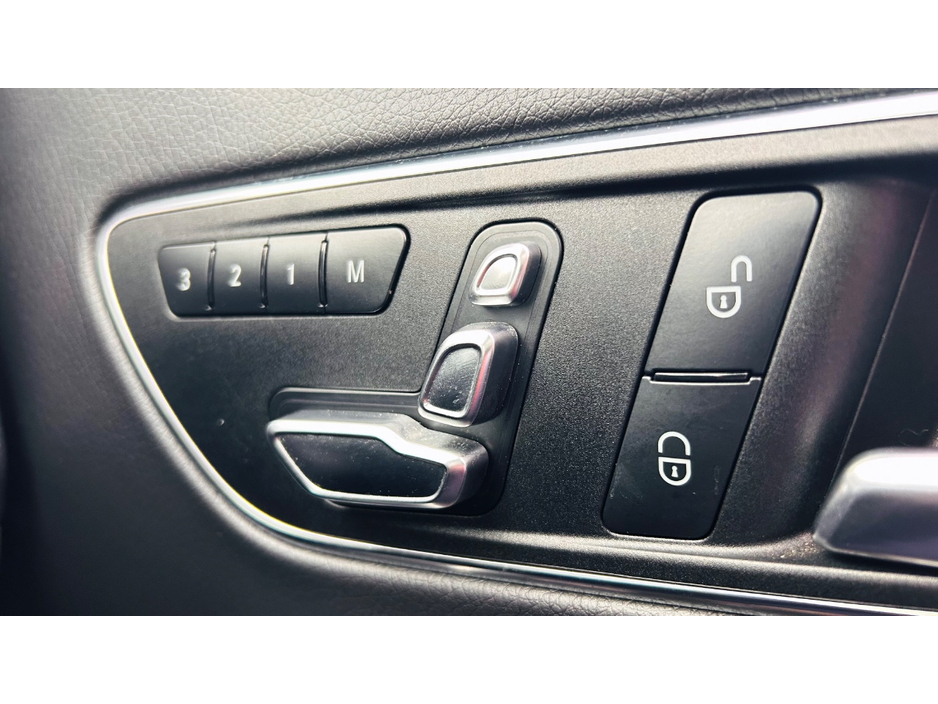 2017 Mercedes-Benz CLA Class 1.6L Petrol For Sale Images