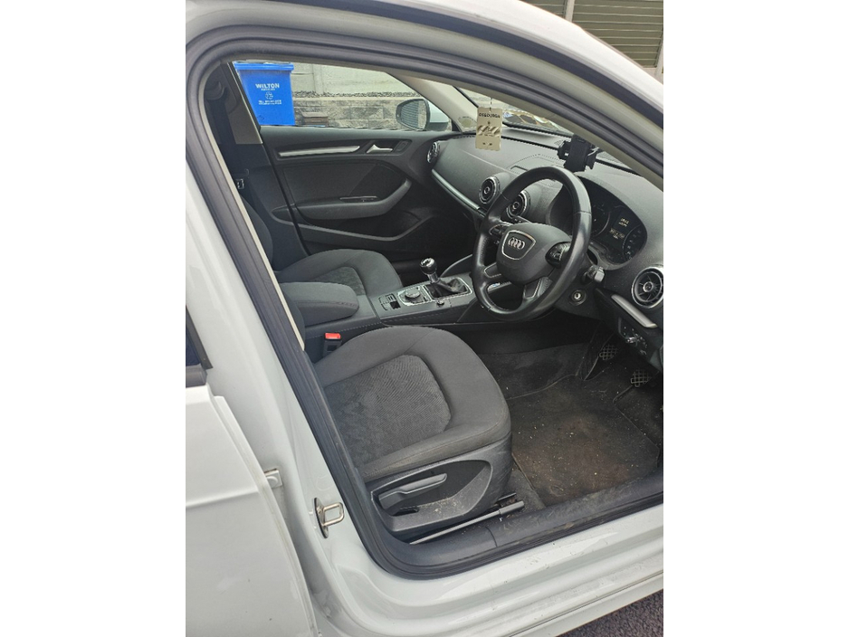 Audi A3 1.6 TDI SE TECHNIK ULTRA 11 110PS 5DR
