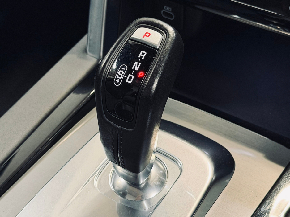 2022 Land Rover Discovery 1.5L Petrol Plug-in Hybrid For Sale Images