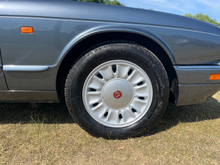 1995 Daimler Saloon 4.1L Petrol For Sale Images