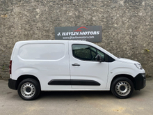 2023 Citroen Berlingo 1.5L Diesel For Sale Images