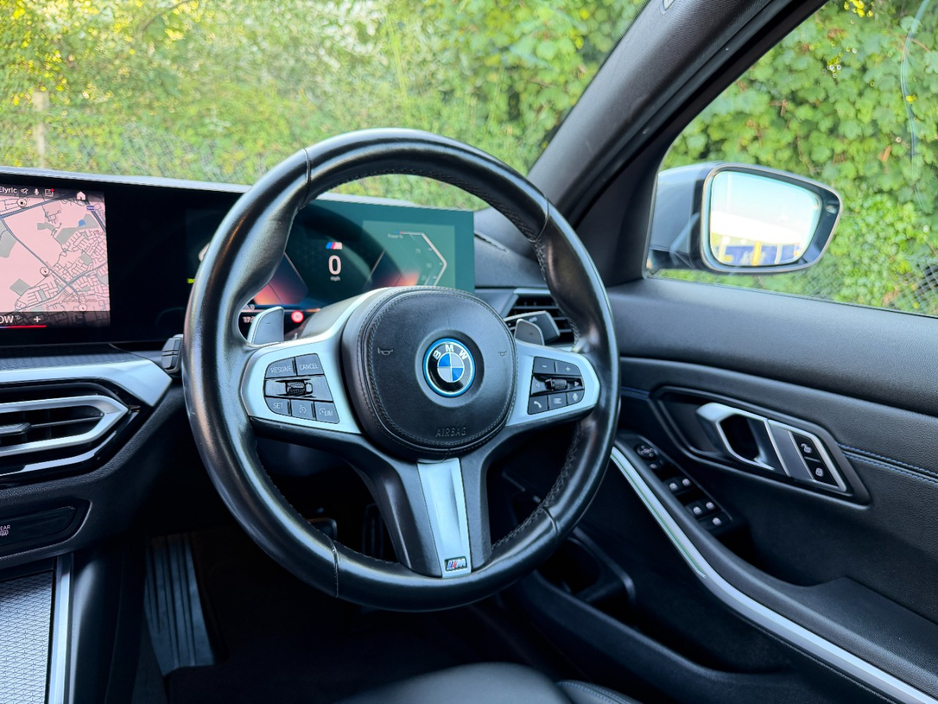 BMW 3 Series 330E M SPORT M PERFORMANCE *1 YEAR WARRANTY* — thumbnail 15
