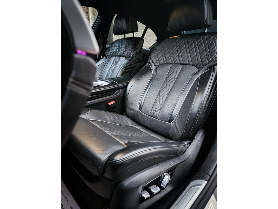 2021 BMW 7 Series 3L Petrol Plug-in Hybrid For Sale Images