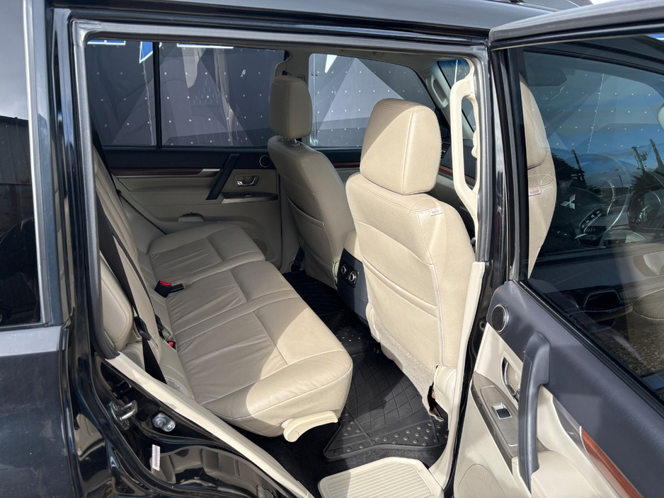 2014 Mitsubishi Pajero 3.2L Diesel For Sale Images